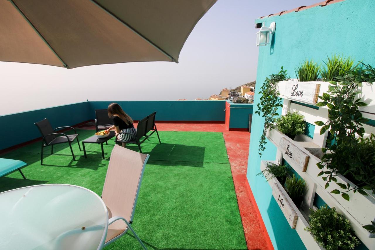Surf House La Palma *